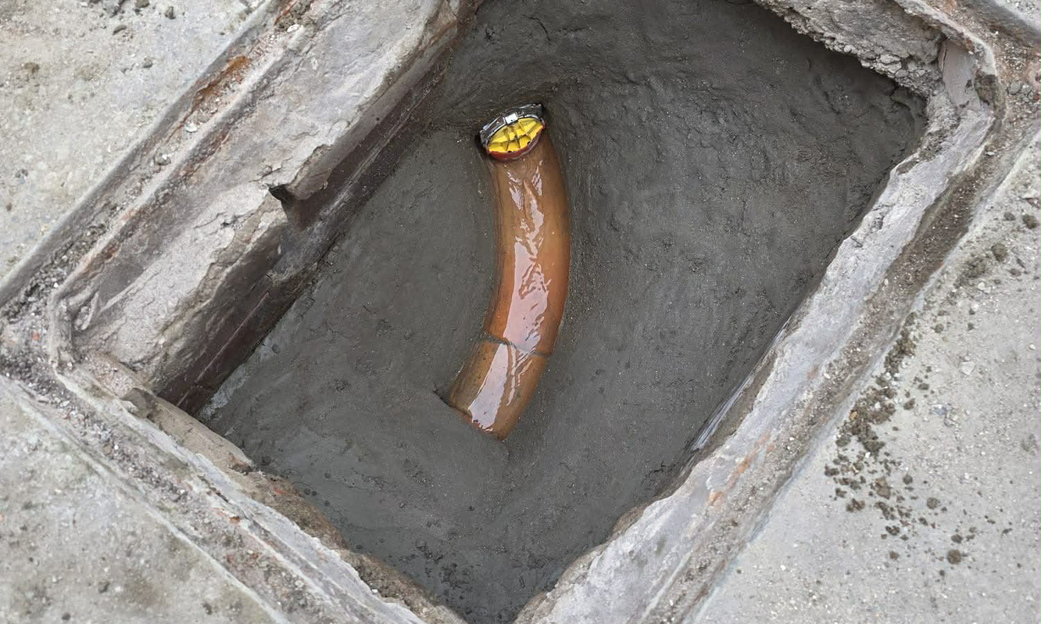 Patch lining repair inside a drain